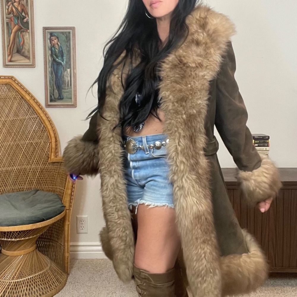 🎸 PENNY LANE AFGHAN COAT | CIRCA 1970’s IN AMAZING CONDITION RARE💎 - Picture 6 of 17